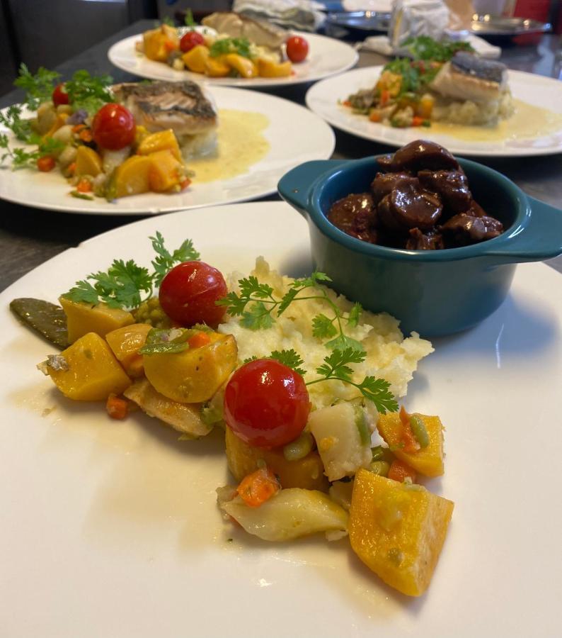 Logis Hotel Bellevue Restaurant La Pomme D'Or Coucy-le-Château-Auffrique Εξωτερικό φωτογραφία