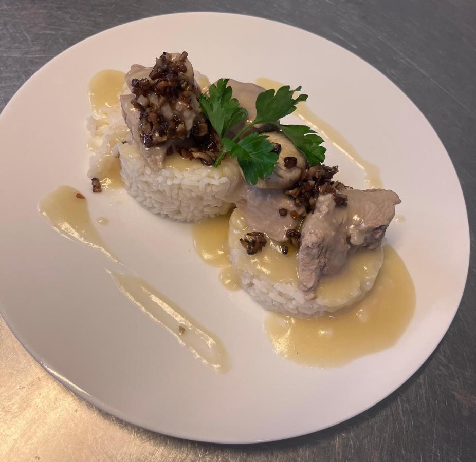 Logis Hotel Bellevue Restaurant La Pomme D'Or Coucy-le-Château-Auffrique Εξωτερικό φωτογραφία
