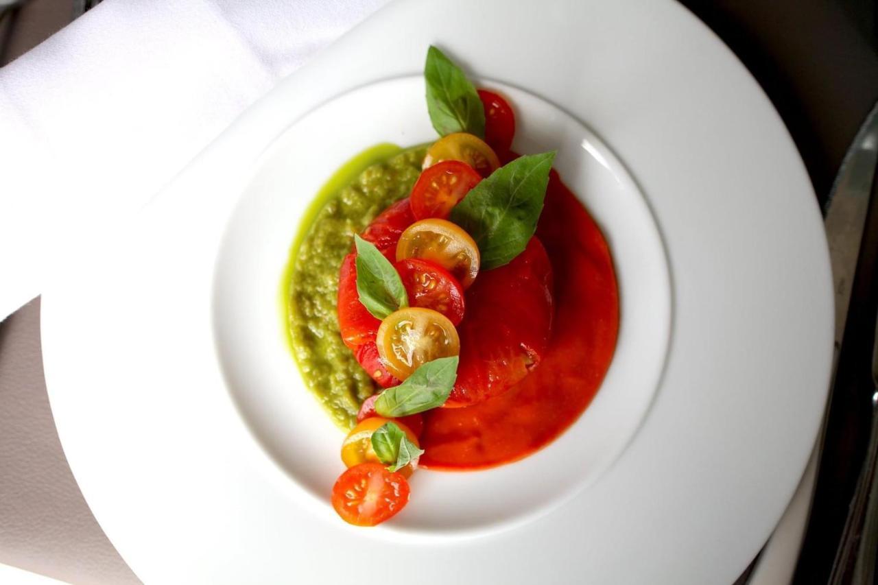 Logis Hotel Bellevue Restaurant La Pomme D'Or Coucy-le-Château-Auffrique Εξωτερικό φωτογραφία